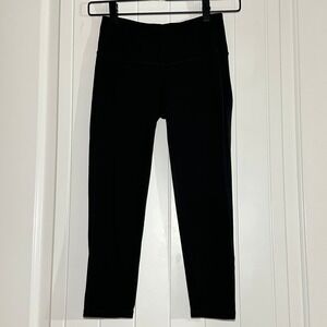 Athleta‎ | Chaturanga Tight Crop Leggings Black | Womens XXS